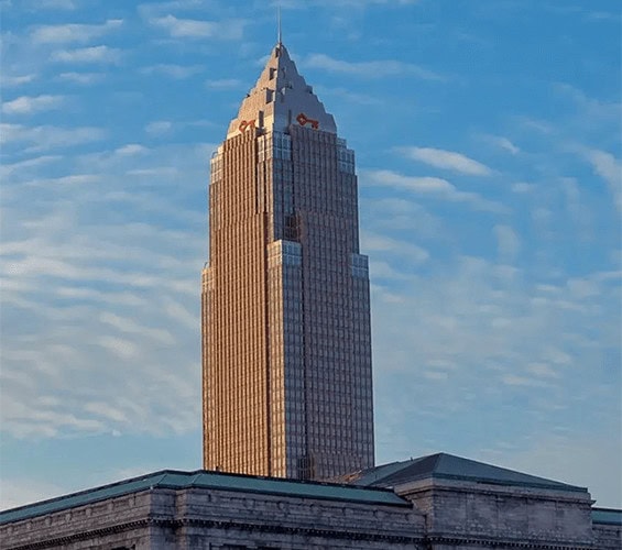 JLL Adds AI to Leasing Strategy, Closes Market’s Largest Deal